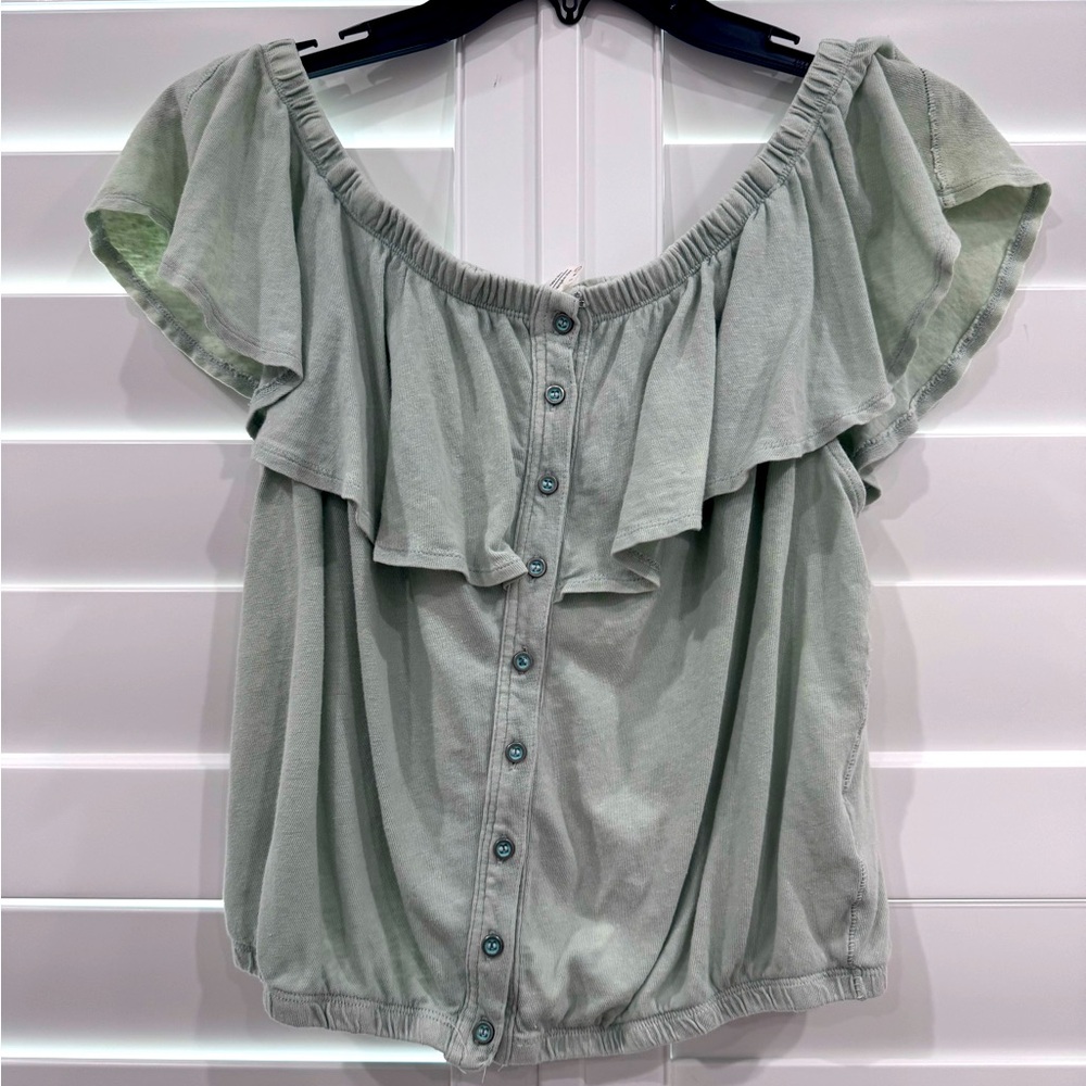 We the free off the shoulder top. Green. Size Large